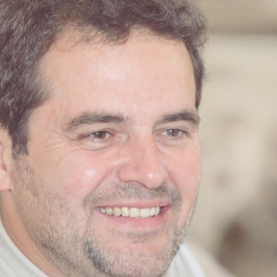 Bambang Wicaksono - Konsultan Keuangan Bisnis